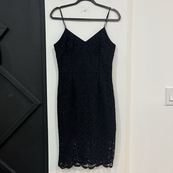 White House Black Market Dresses & Skirts - White House Black Market Black Lace Bodycon Dress Size 4 Spaghetti Strap